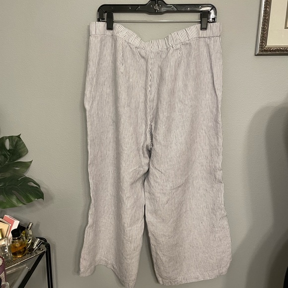 J JILL Size Medium Love Linen Seersucker Vibe Sailor Crop P M - Picture 3 of 8